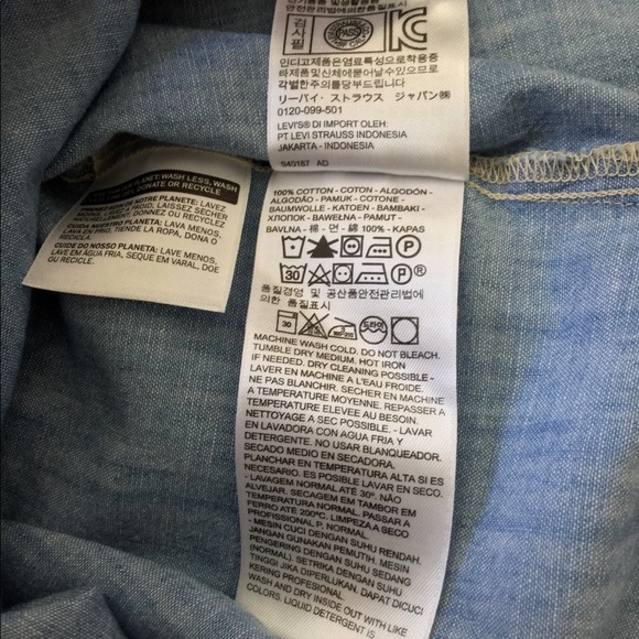 Levi’s Cap Sleeve Chambray Top Sz L - Picture 7 of 8